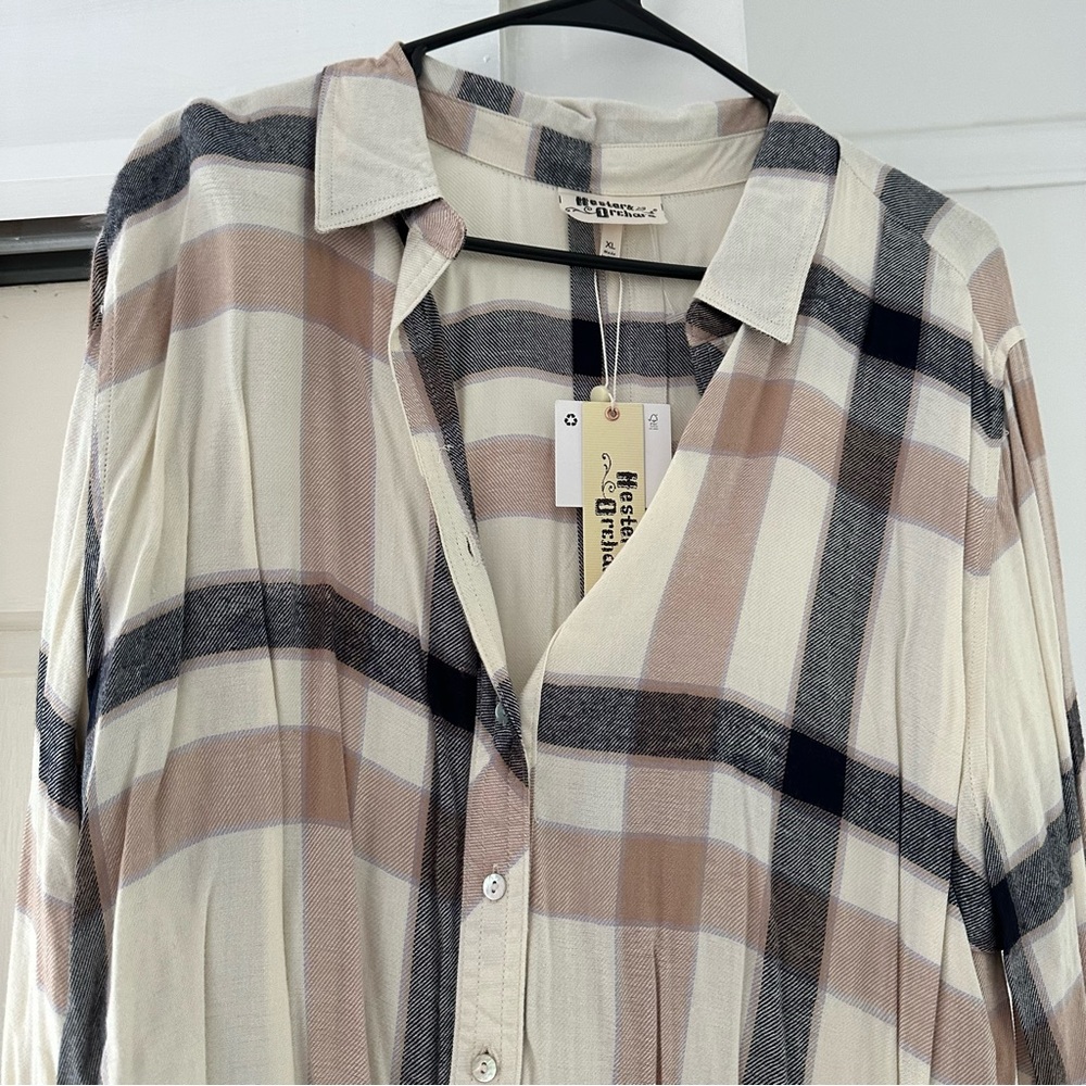 Button down flannel top - Picture 2 of 6